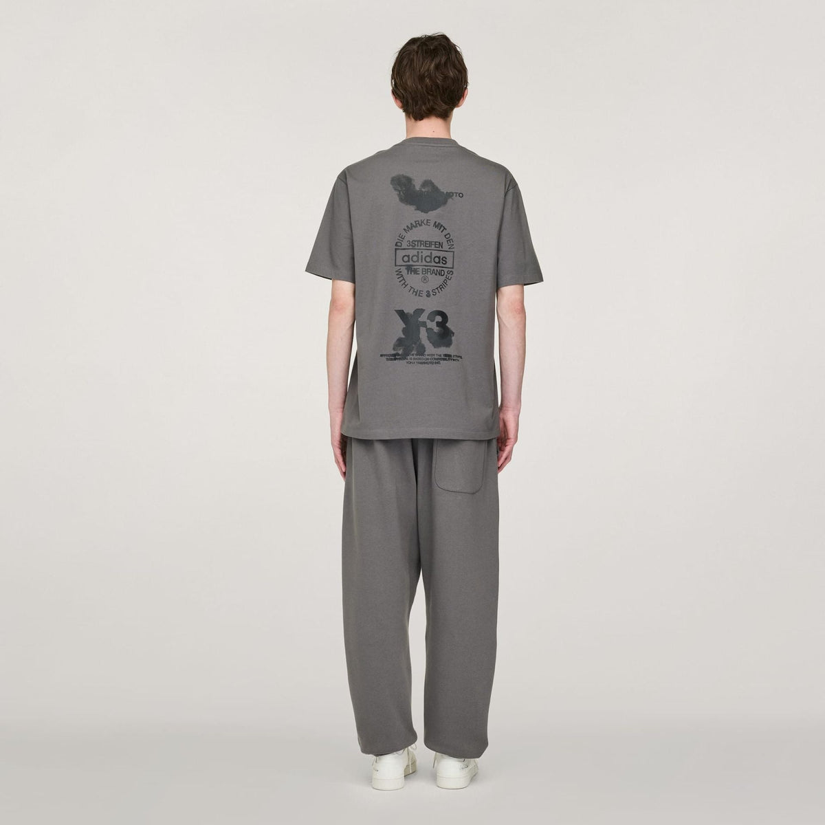 Y-3 GRAPHIC SHORT SLEEVE T-SHIRT - Granite
