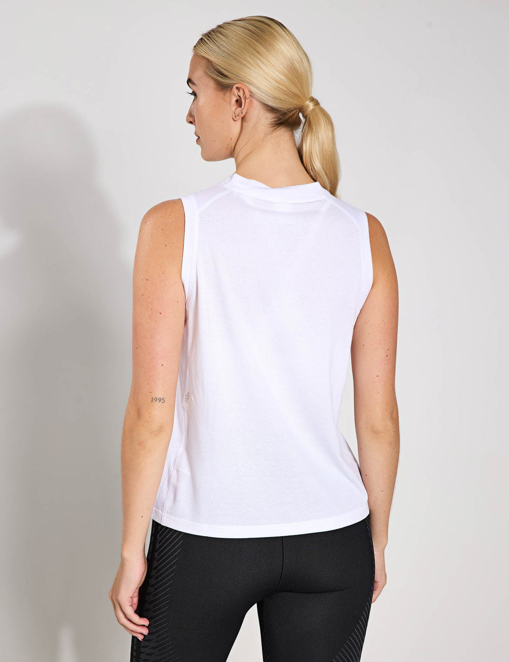 Train Essentials Big Performance Logo Training Tank Top - White/Black