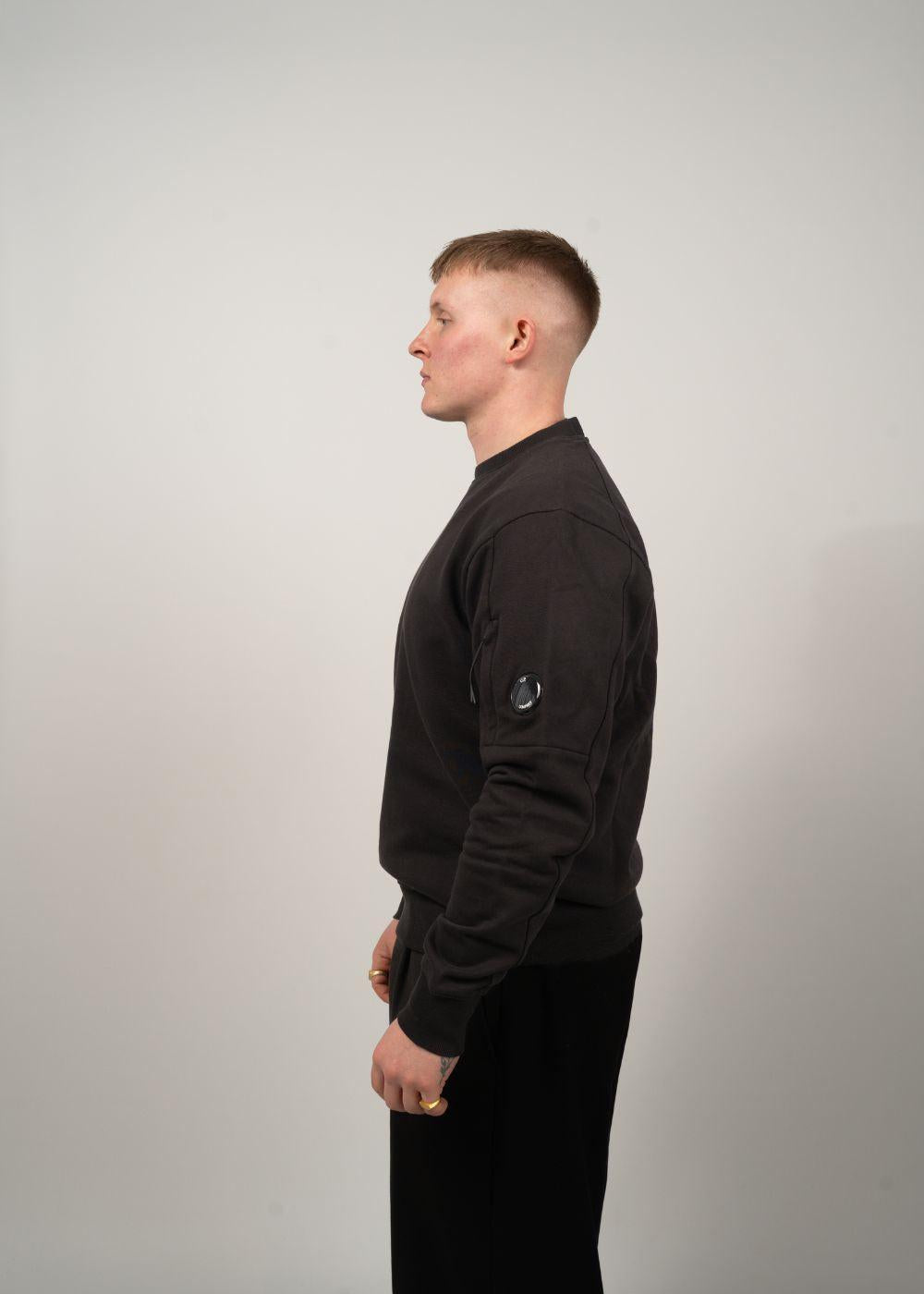 Sweatshirts - Crew Neck - Black