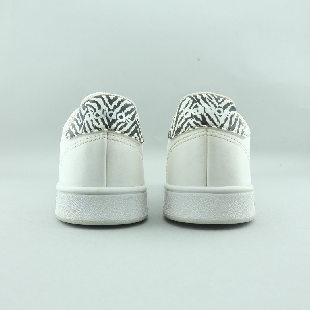 ADIDAS  ADVANTAGE K